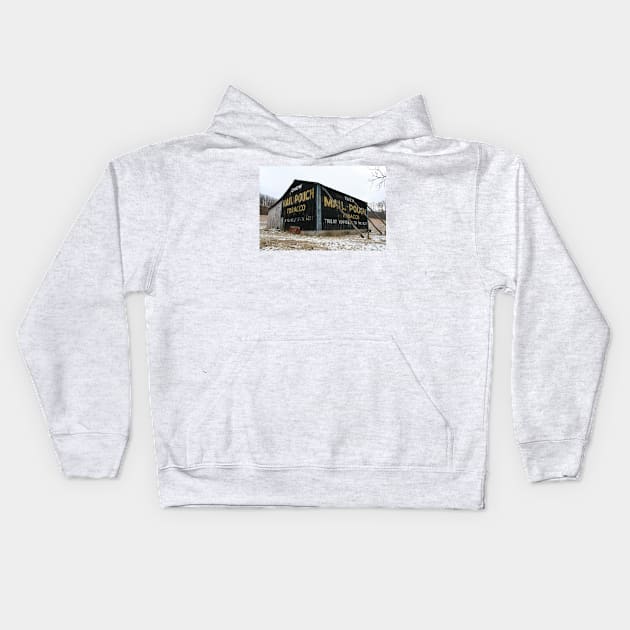 Mail Pouch Barn - West Virginia, USA Kids Hoodie by searchlight